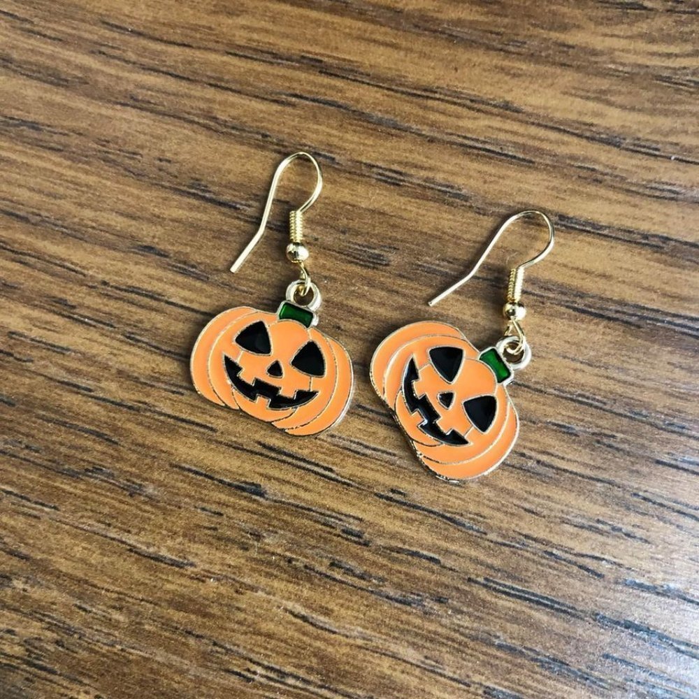 Halloween Jack-o'-Lantern Pumpkin Earrings‎ - Picture 4 of 4